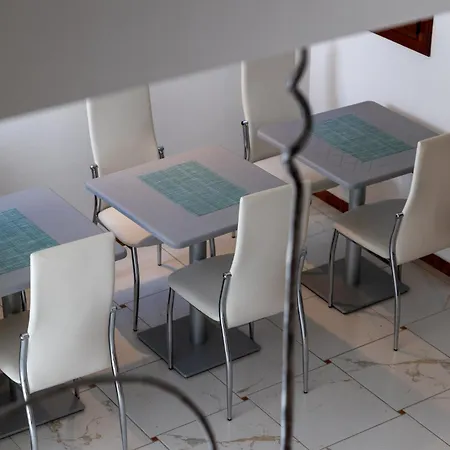 招待所 Riva - By Obiettivo 3*