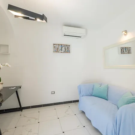 招待所 Riva - By Obiettivo 3*