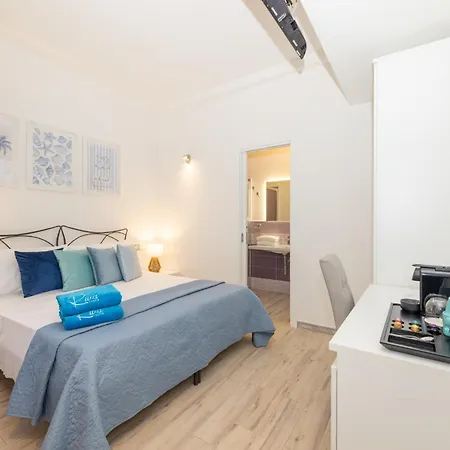 招待所 Riva - By Obiettivo 布多尼