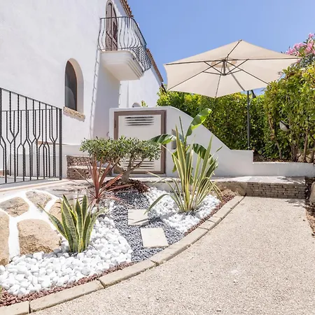 招待所 Riva - By Obiettivo 3*